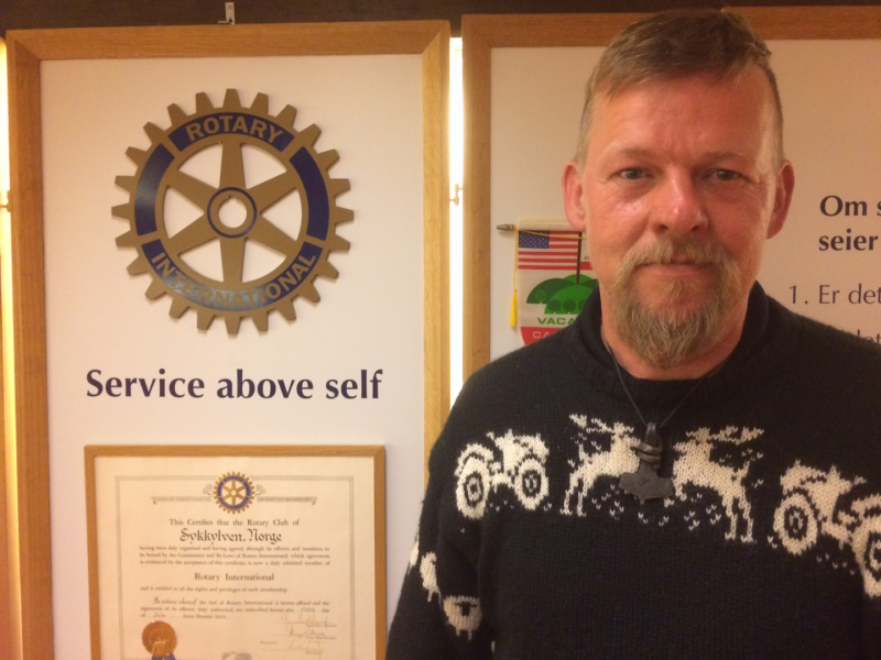 Karl Ekornes og Blakstad Gård.