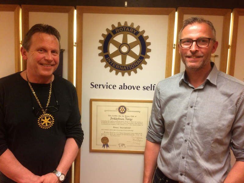 Sparebanken Møre her i Sykkylven.